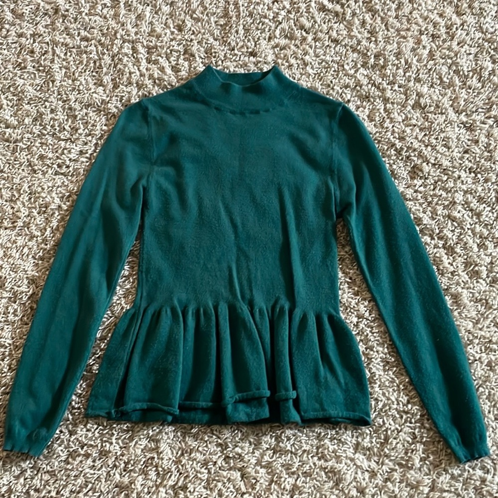 Green Peplum Turtleneck Knit Sweater